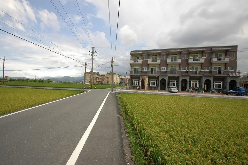 左岸villa 電動麻將k歌包棟主題派對 Luodong Eksteriør bilde